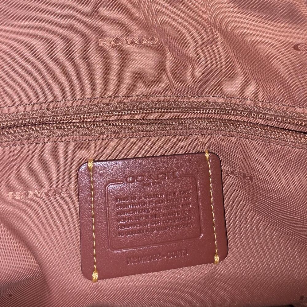 Coach Women's Cream and Chalk Dalton 31 Handbag - Picture 6 of 8